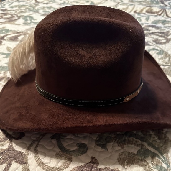 Brown Western Hat with Feather Accent - Picture 5 of 8